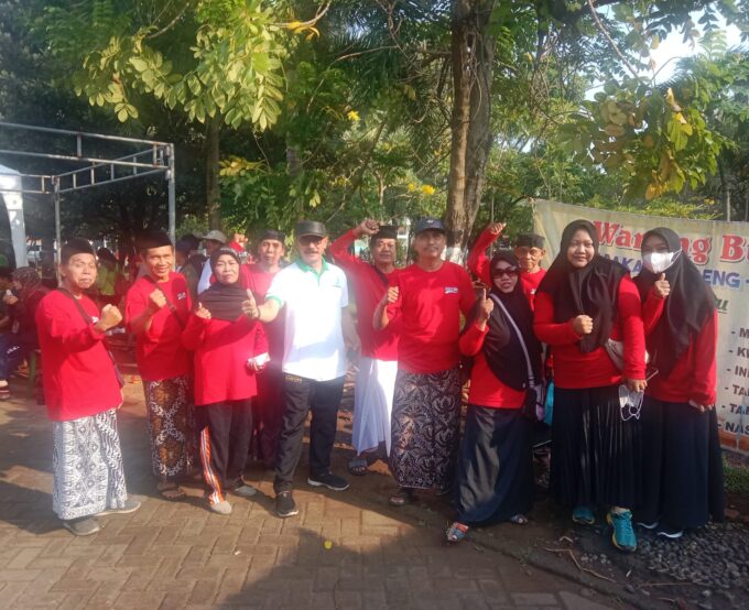 Jalan Sehat Memeriahkan Hari Santri Nasional 2025